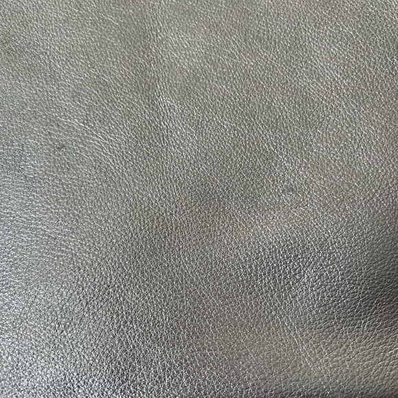 Parker Thatch Silver Jane Bag No Strap with spot wear - Picture 4 of 12